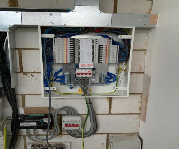 3 phase distribuation light 2